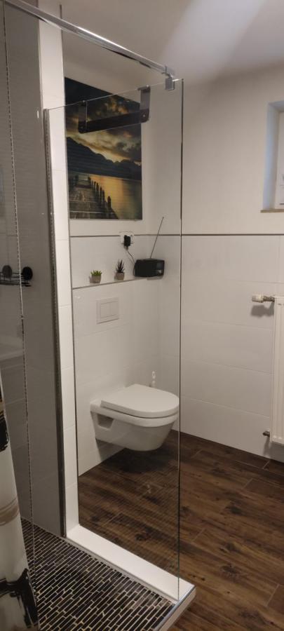 Ferienwohnung Jobst - Ruhig Mit Blick Ins Gruene Nittenau Bagian luar foto
